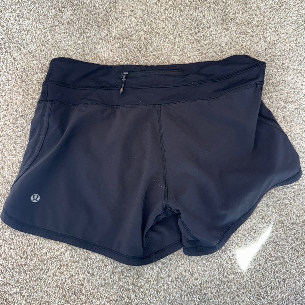 Lululemon Speed Up Low-Rise Lined Short 2.5 Black Size 6